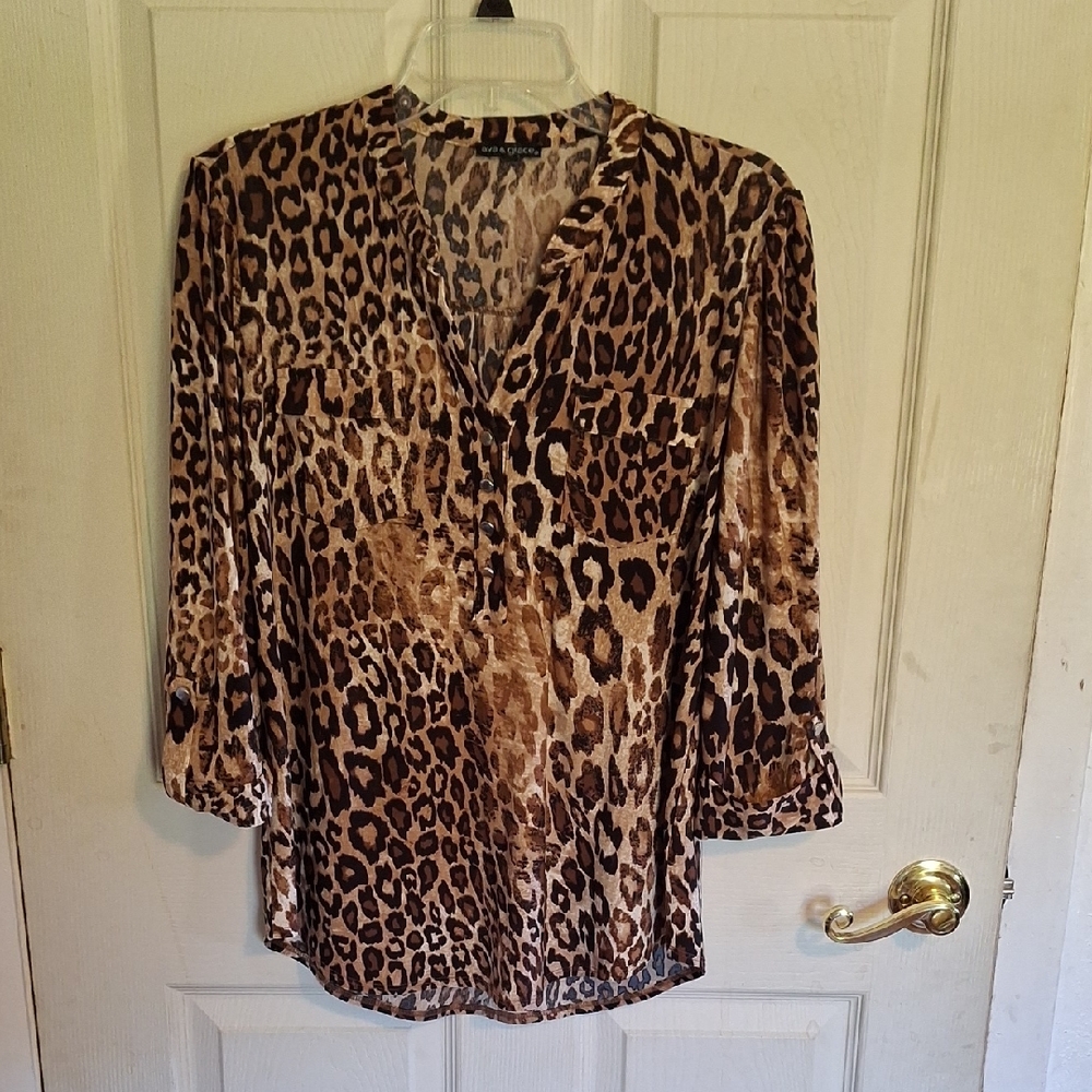 Ava & Grace Leopard Print Women's Top, Small